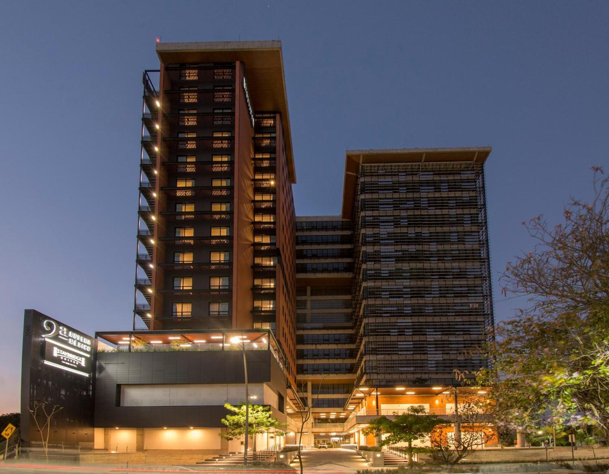 Staybridge Suites - Guadalajara Novena By Ihg Esterno foto