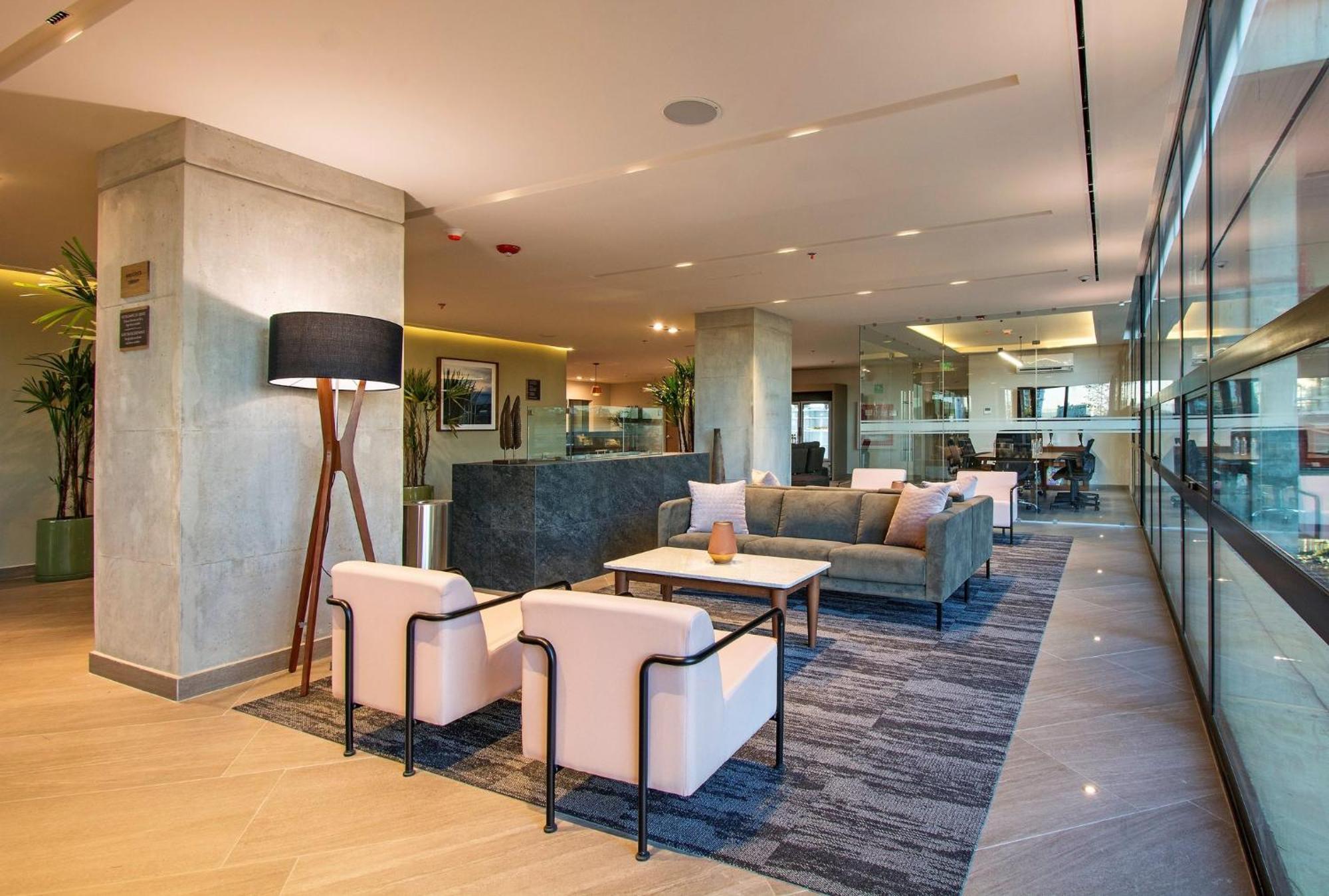 Staybridge Suites - Guadalajara Novena By Ihg Esterno foto