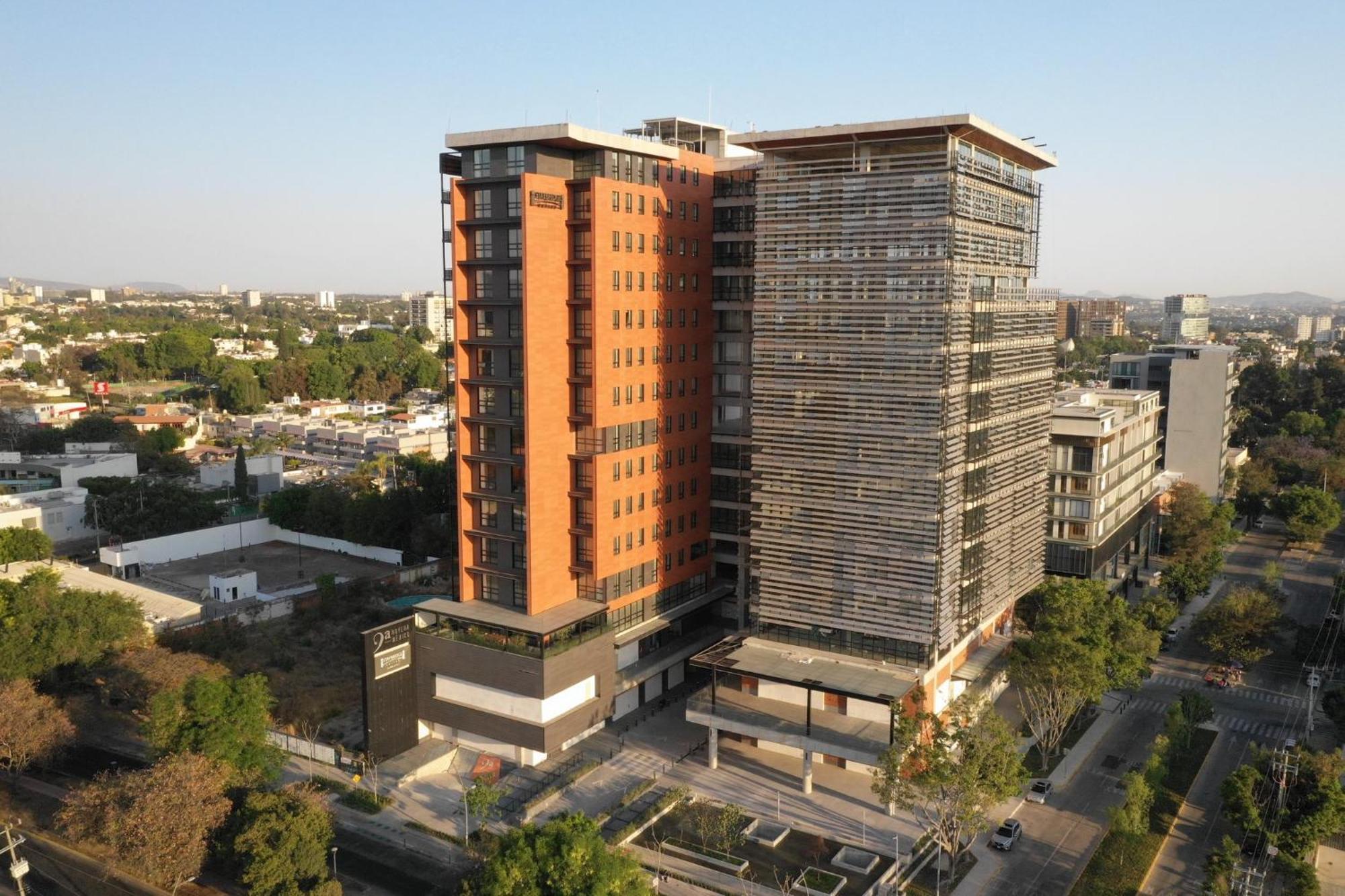 Staybridge Suites - Guadalajara Novena By Ihg Esterno foto